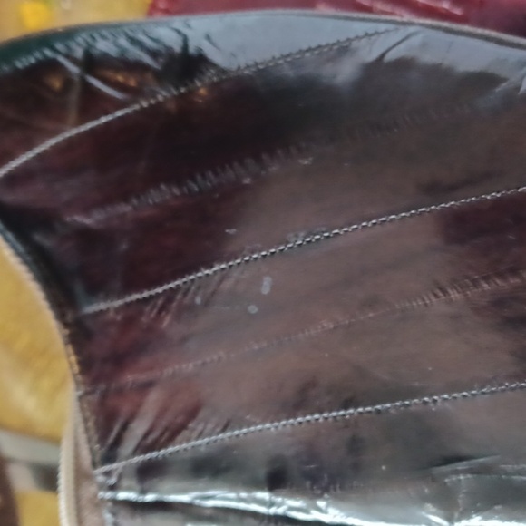 Vintage Genuine Brown Soft Leather EEL Skin Burgundy Shoulder Bag, 13" x 7" - Picture 8 of 8